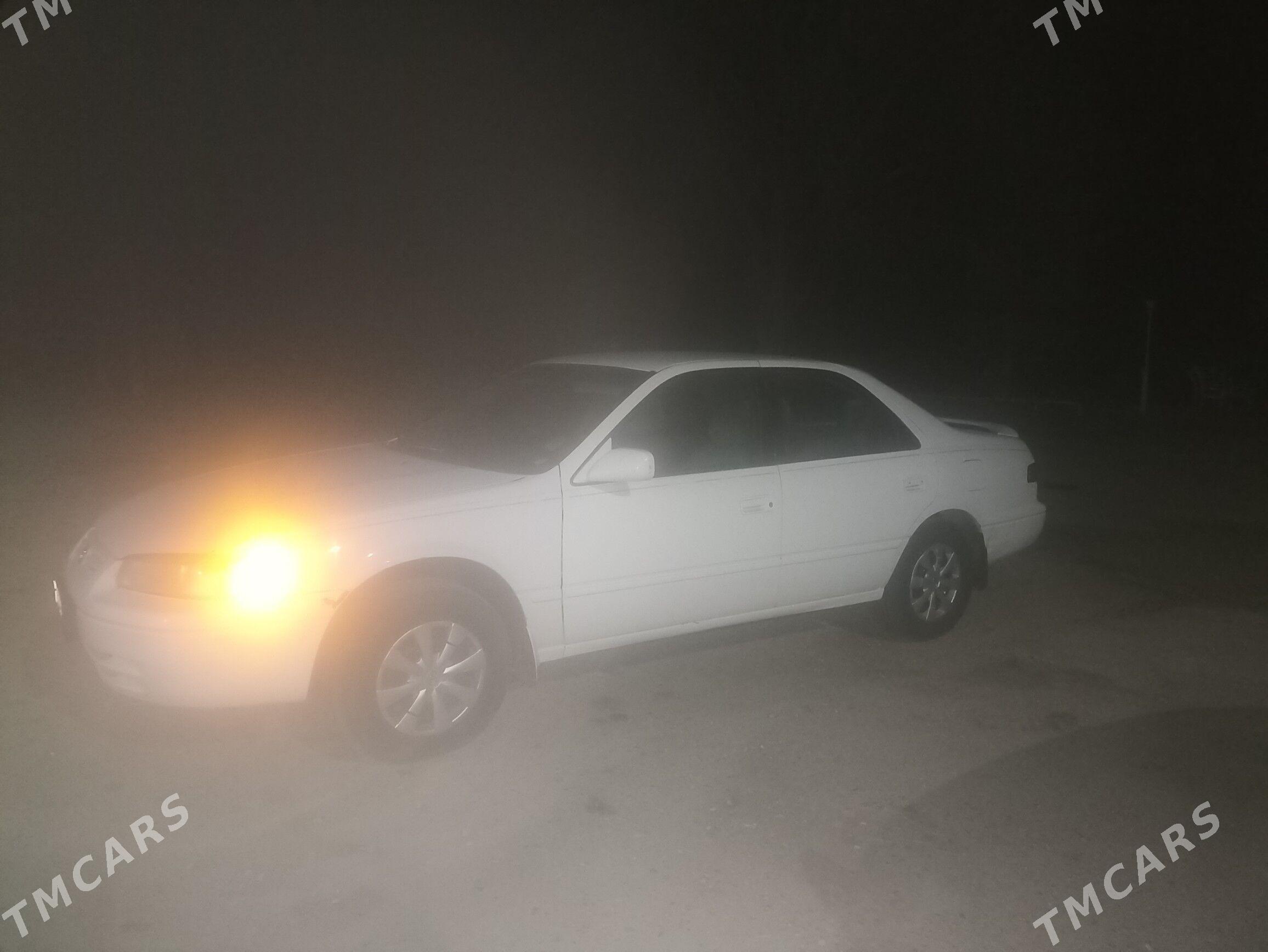 Toyota Camry 1999 - 140 000 TMT - Saýat - img 1