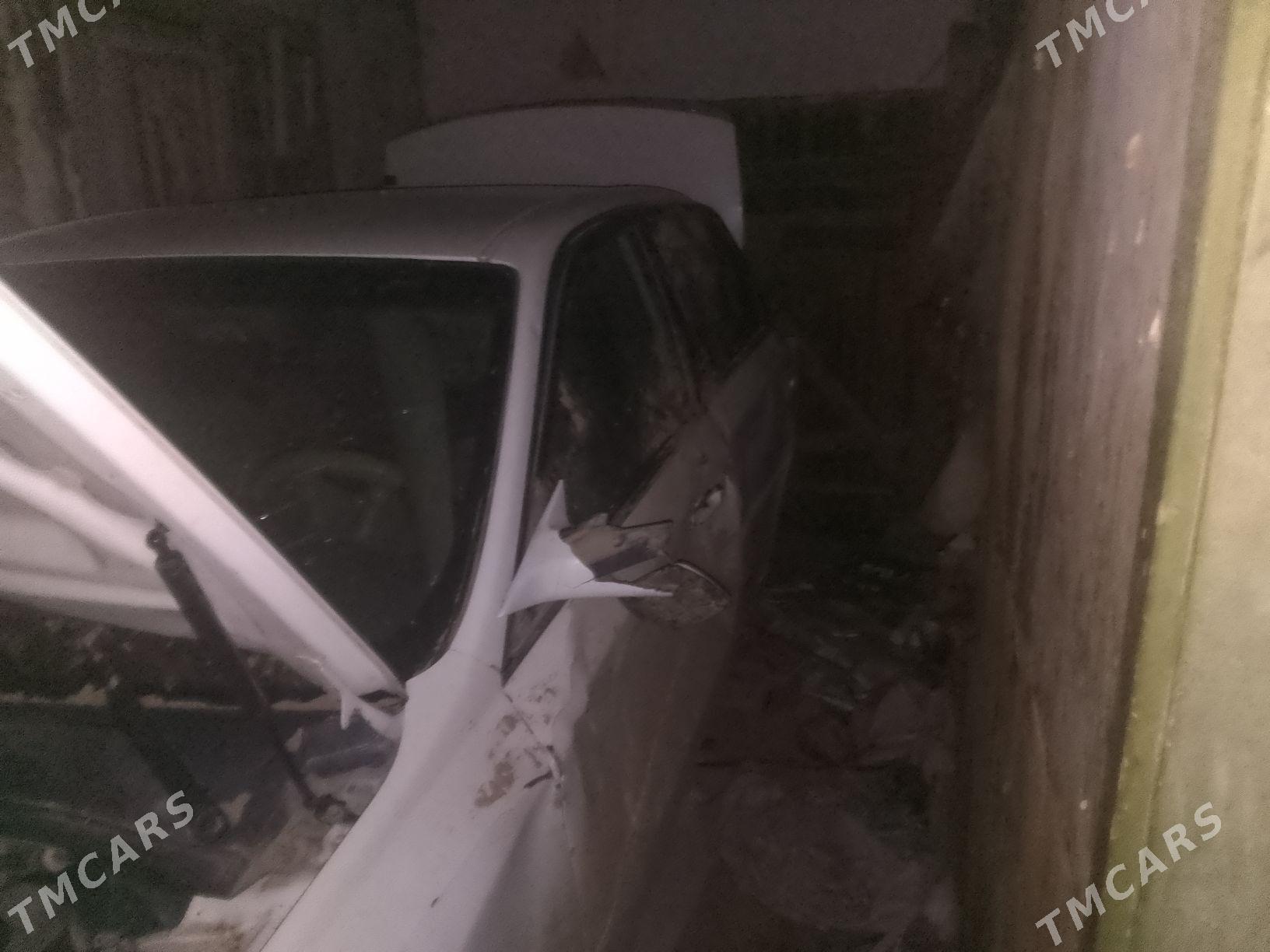 Toyota Avalon 2001 - 110 000 TMT - Darganata - img 1