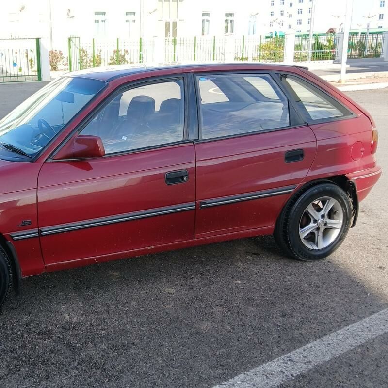 Opel Astra 1992 - 43 000 TMT - Mary - img 1