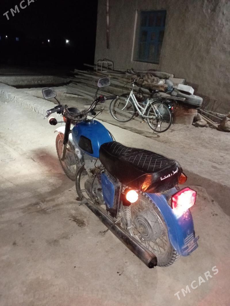 Iž Planeta 4 1992 - 8 000 TMT - Дашогуз - img 1