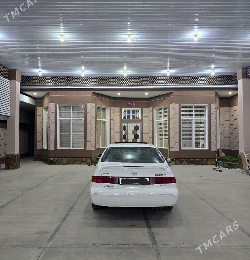 Toyota Camry 2001 - 167 000 TMT - Бахарден - img 1