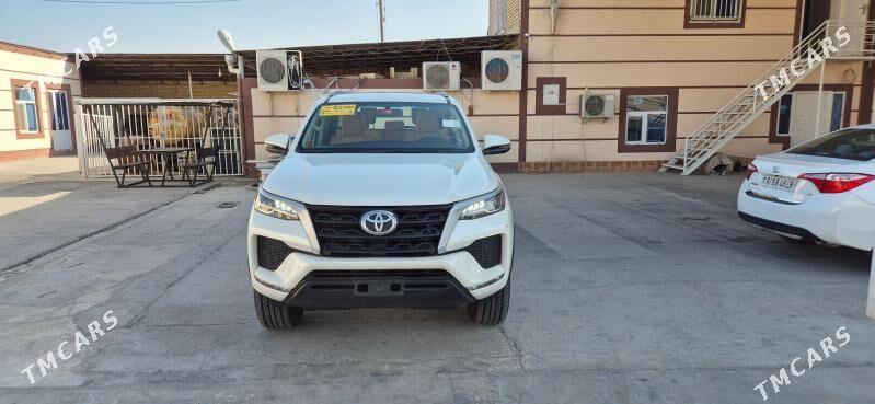 Toyota Fortuner 2021 - 550 000 TMT - Türkmenabat - img 1