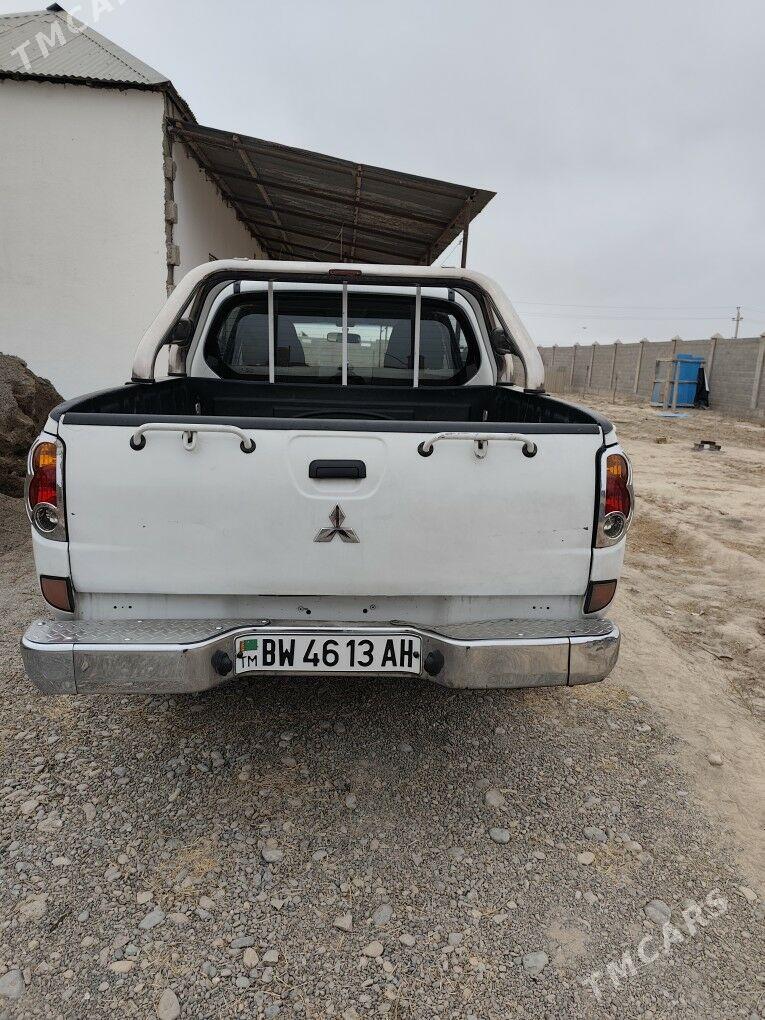 Mitsubishi L200 2008 - 150 000 TMT - Änew - img 1