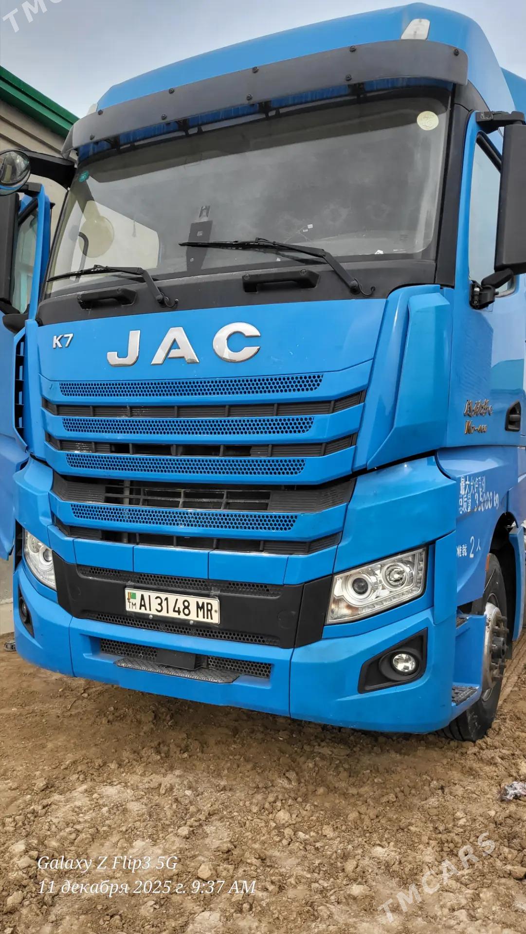 Volvo EURO 4 2020 - 9 100 000 TMT - Baýramaly - img 1