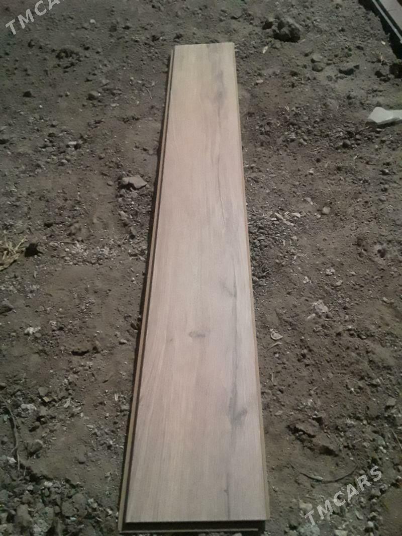 laminant - Bagyr - img 1