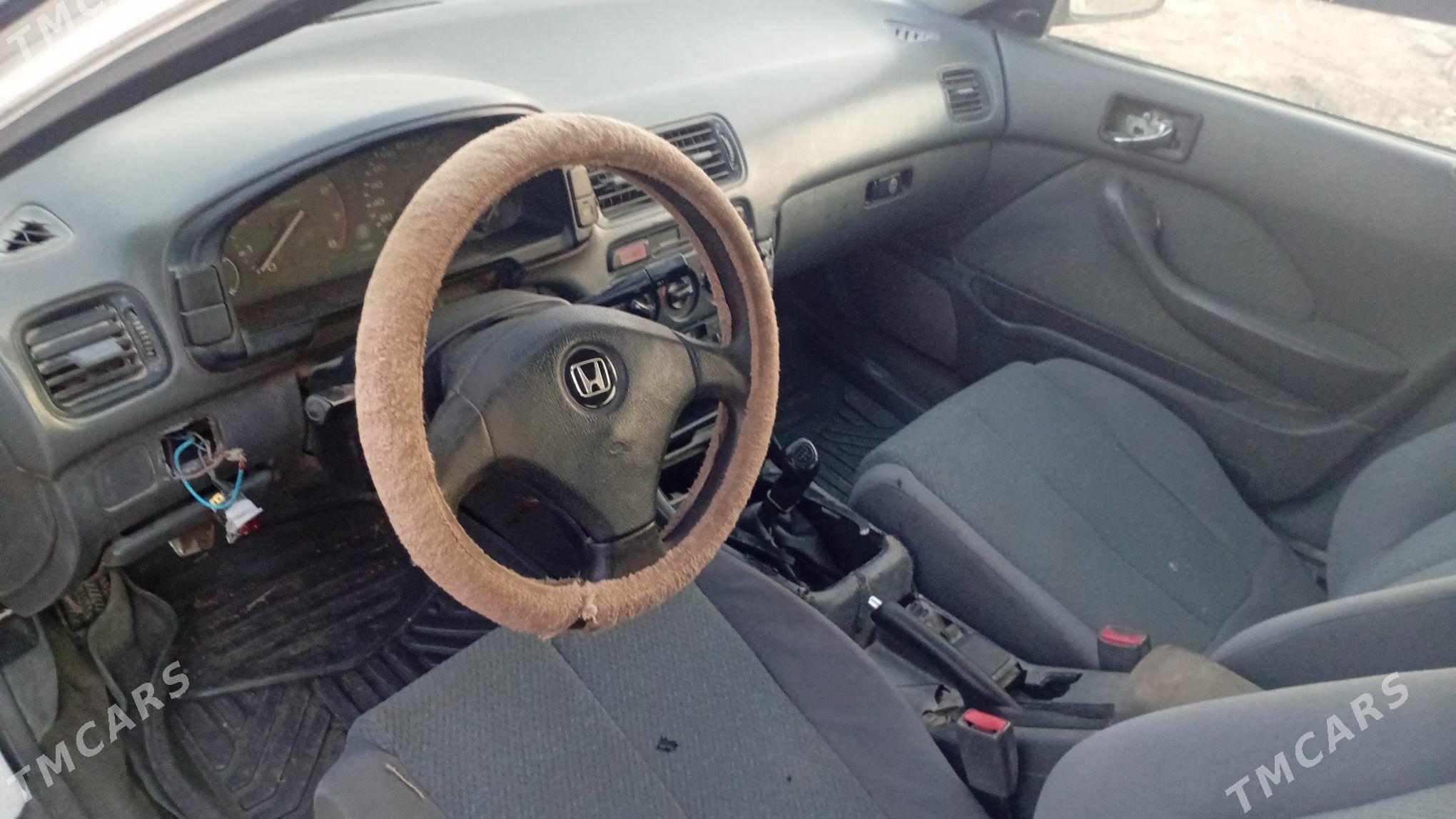 Honda Accord 1997 - 10 000 TMT - Койтендаг - img 1