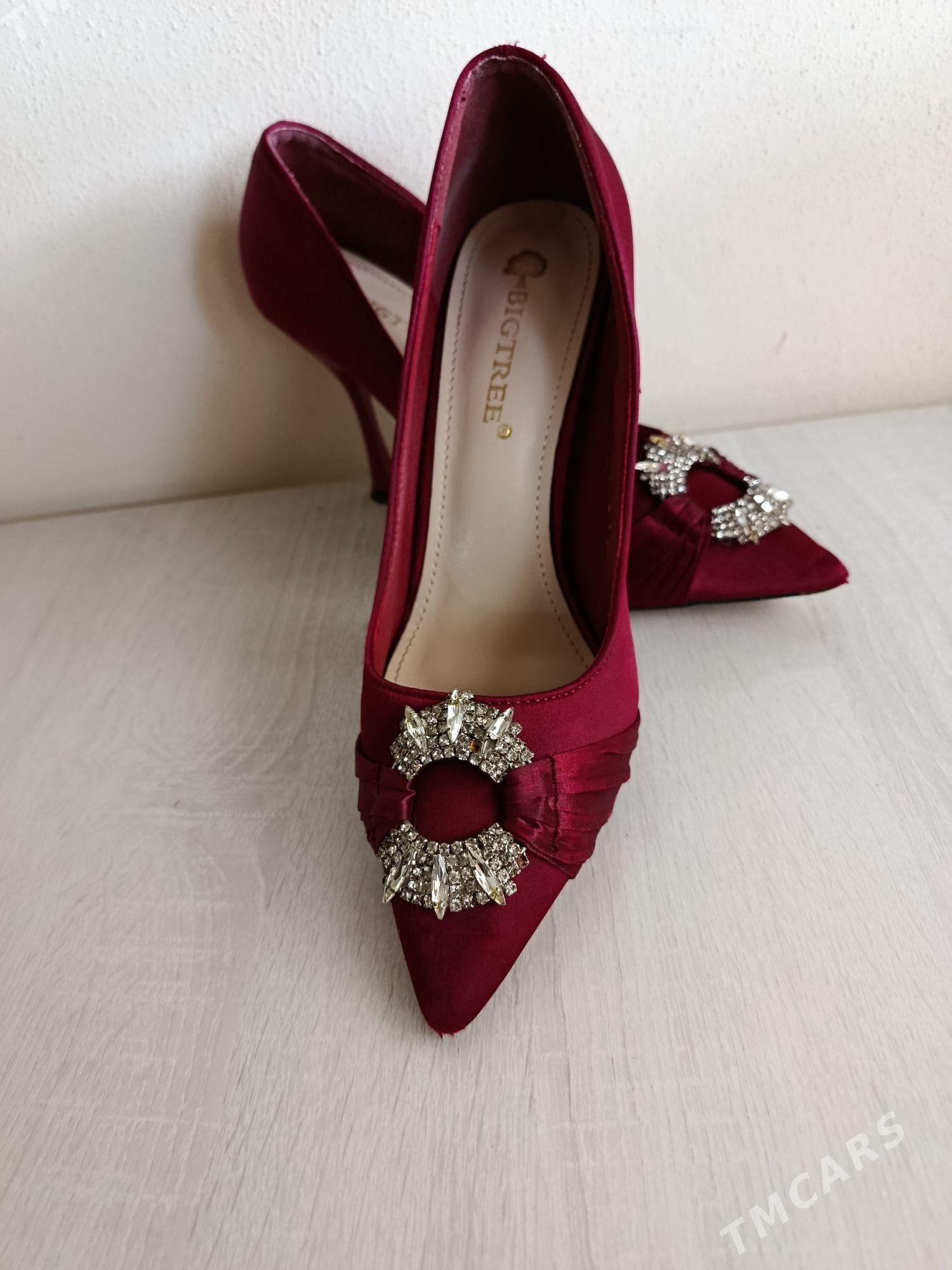 Okjeli kowush - Mary - img 1