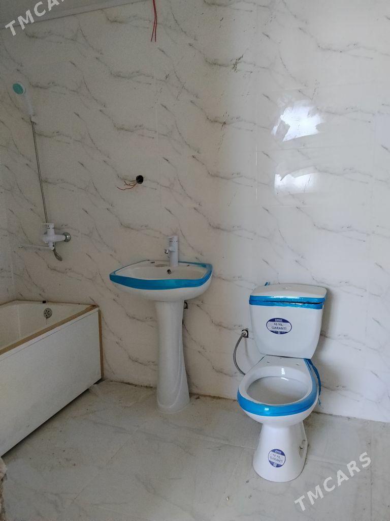 Anew pol elitga 5 komnat - Анев - img 1