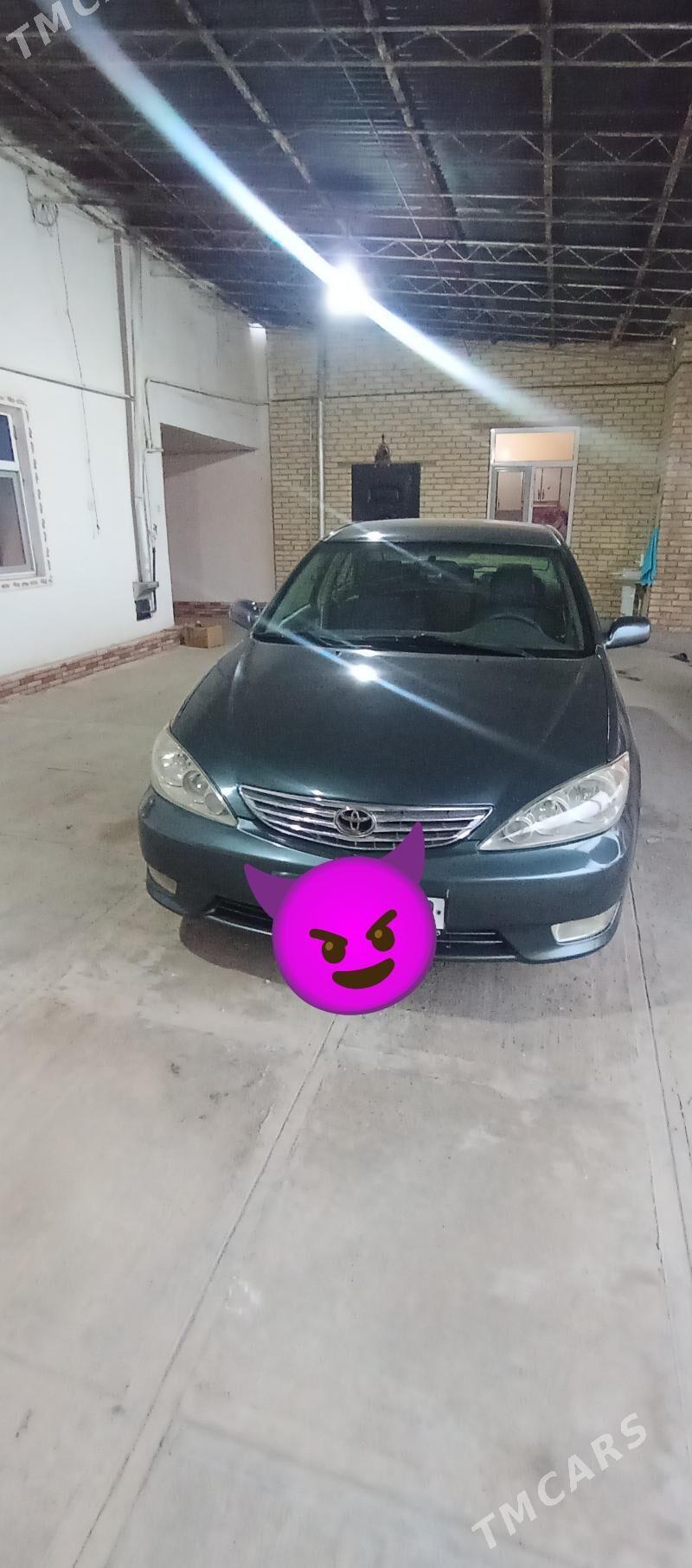 Toyota Camry 2005 - 172 000 TMT - Саят - img 1