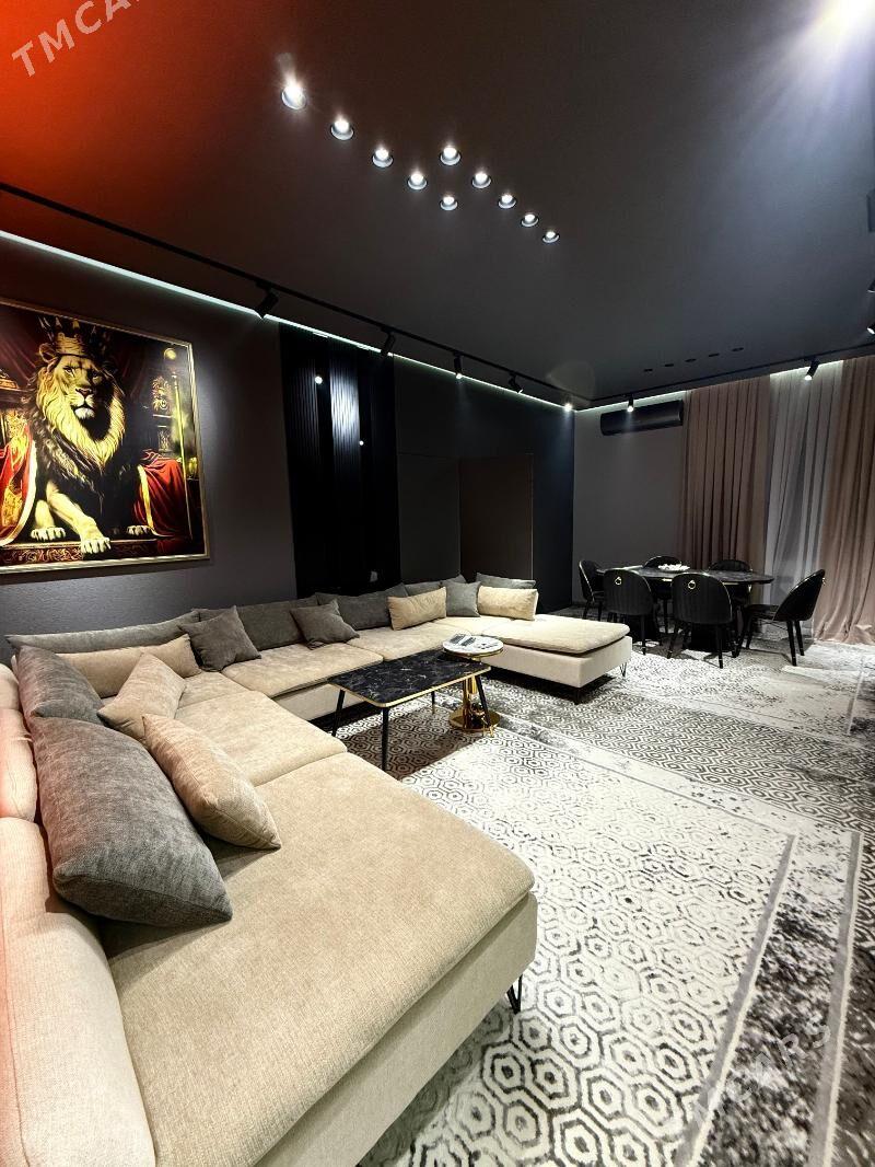 Satlyk Svaboda Luxx  - Ашхабад - img 1