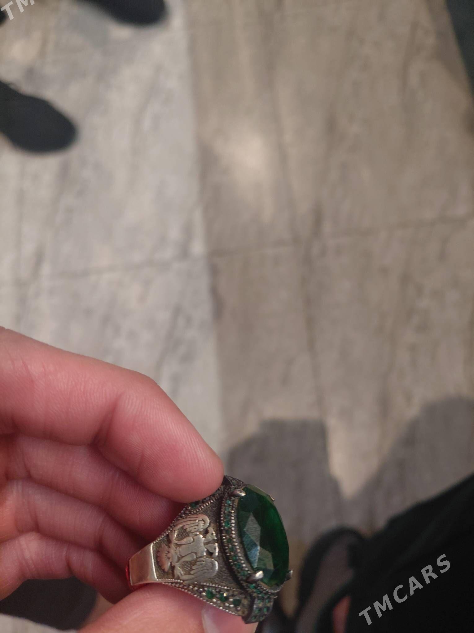 Yasyl yuzuk oglanlanky - Aşgabat - img 1