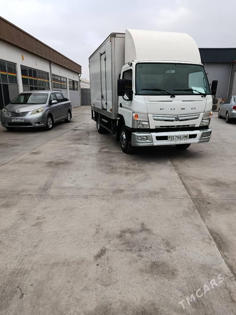 Mitsubishi Fuso 2022 - 500 000 TMT - Mary - img 1