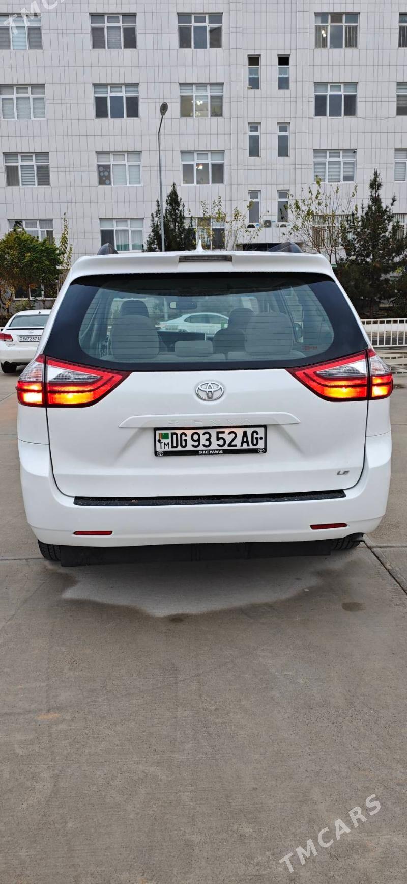 Toyota Sienna 2019 - 385 000 TMT - Aşgabat - img 1