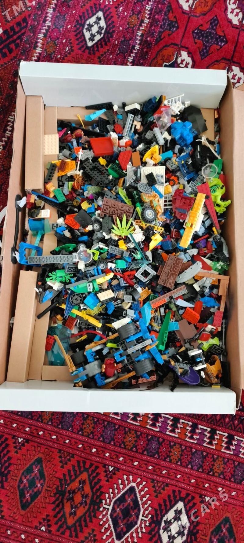 lego - 14-nji tapgyr (Sowhozny köç) - img 1