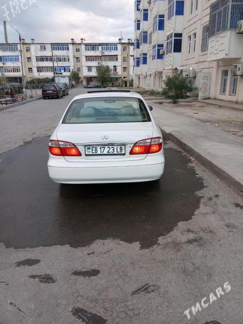 Infiniti I30 2001 - 95 000 TMT - Туркменабат - img 1