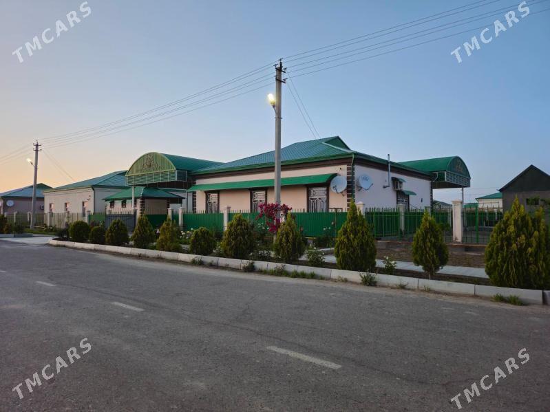 Satlyk jaý Dowletli zaman - Огуз хан - img 1