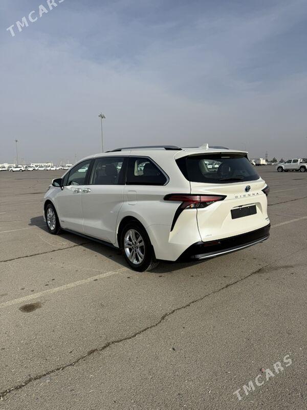Toyota Sienna 2021 - 705 000 TMT - Ашхабад - img 1