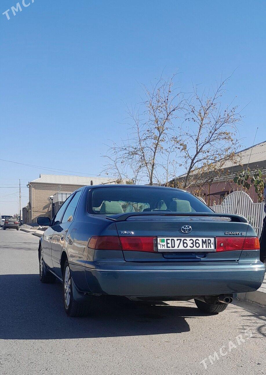 Toyota Camry 2000 - 145 000 TMT - Мургап - img 1
