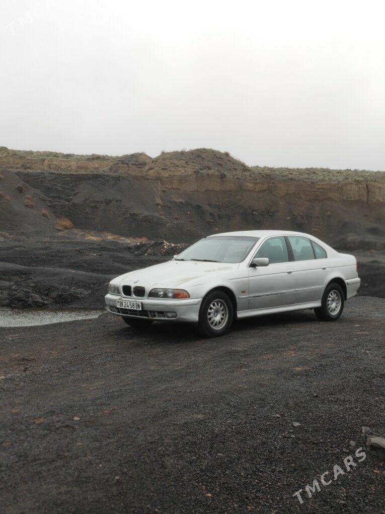 BMW 525 1996 - 70 000 TMT - Балканабат - img 1