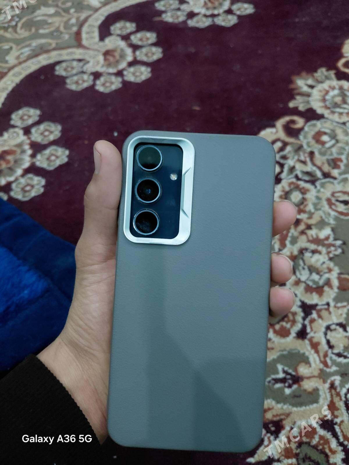 Samsung a35 5G (wakumny) - Дянев - img 1