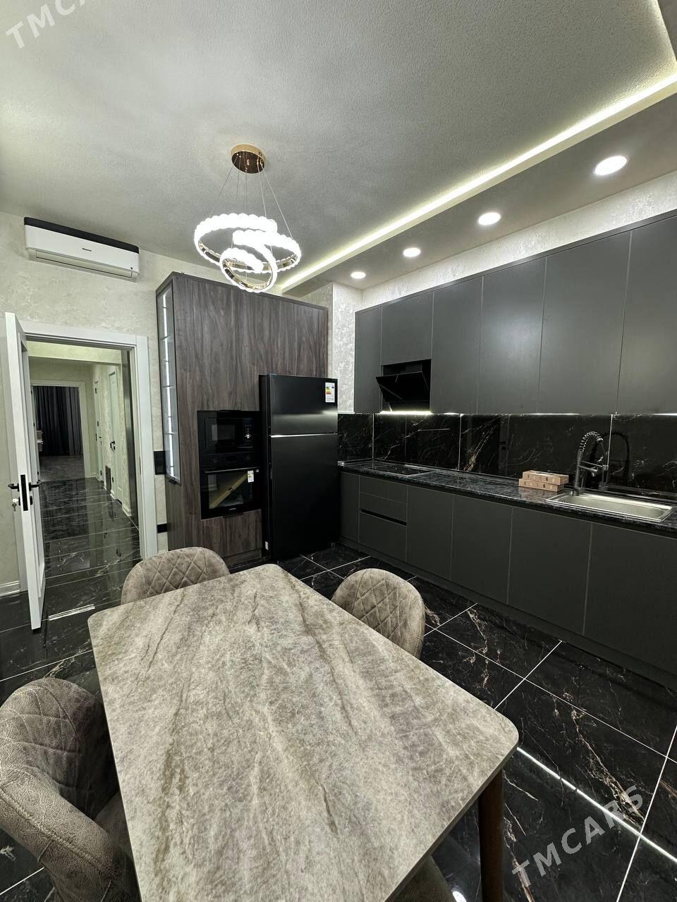 мир 8 1 эт.2 ком евро - Aşgabat - img 1