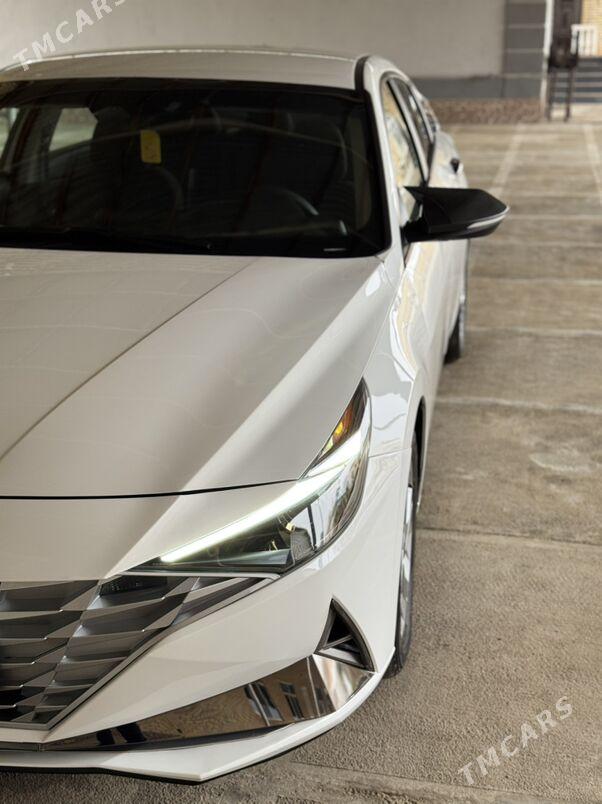 Hyundai Elantra 2022 - 225 000 TMT - Мары - img 1