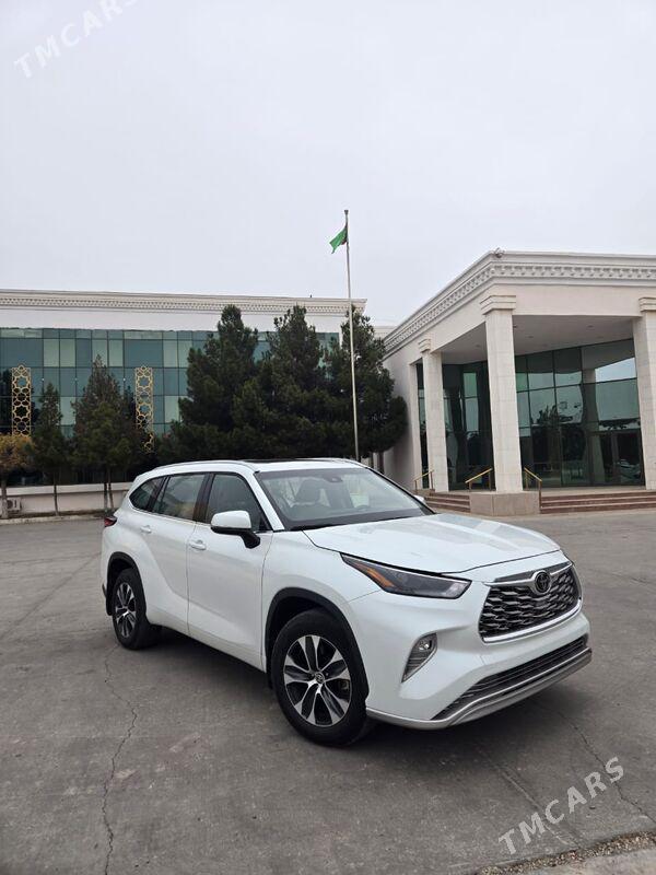 Toyota Highlander 2021 - 640 000 TMT - Мары - img 1