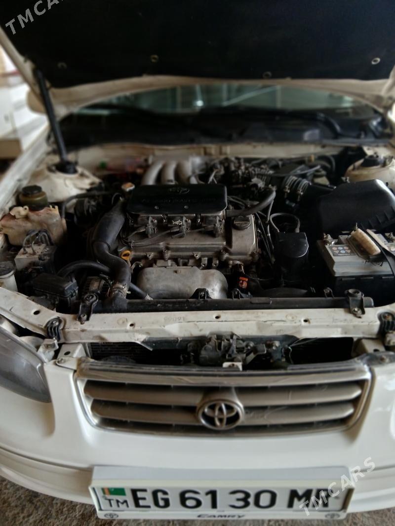 Toyota Camry 1997 - 140 000 TMT - Сакарчага - img 1