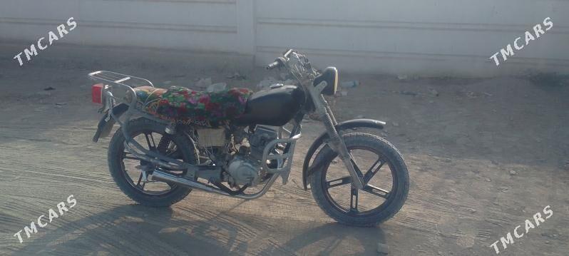 Ural 4320 2010 - 6 200 TMT - Бахарден - img 1