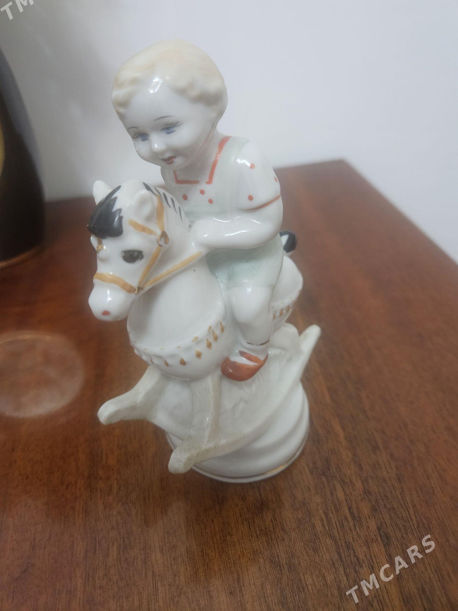 ФАРФОР СССР - Kim raýon - img 1