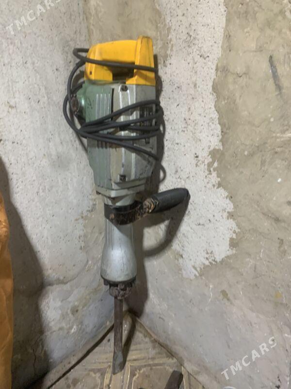 Uly hilti - Мир 3 - img 1