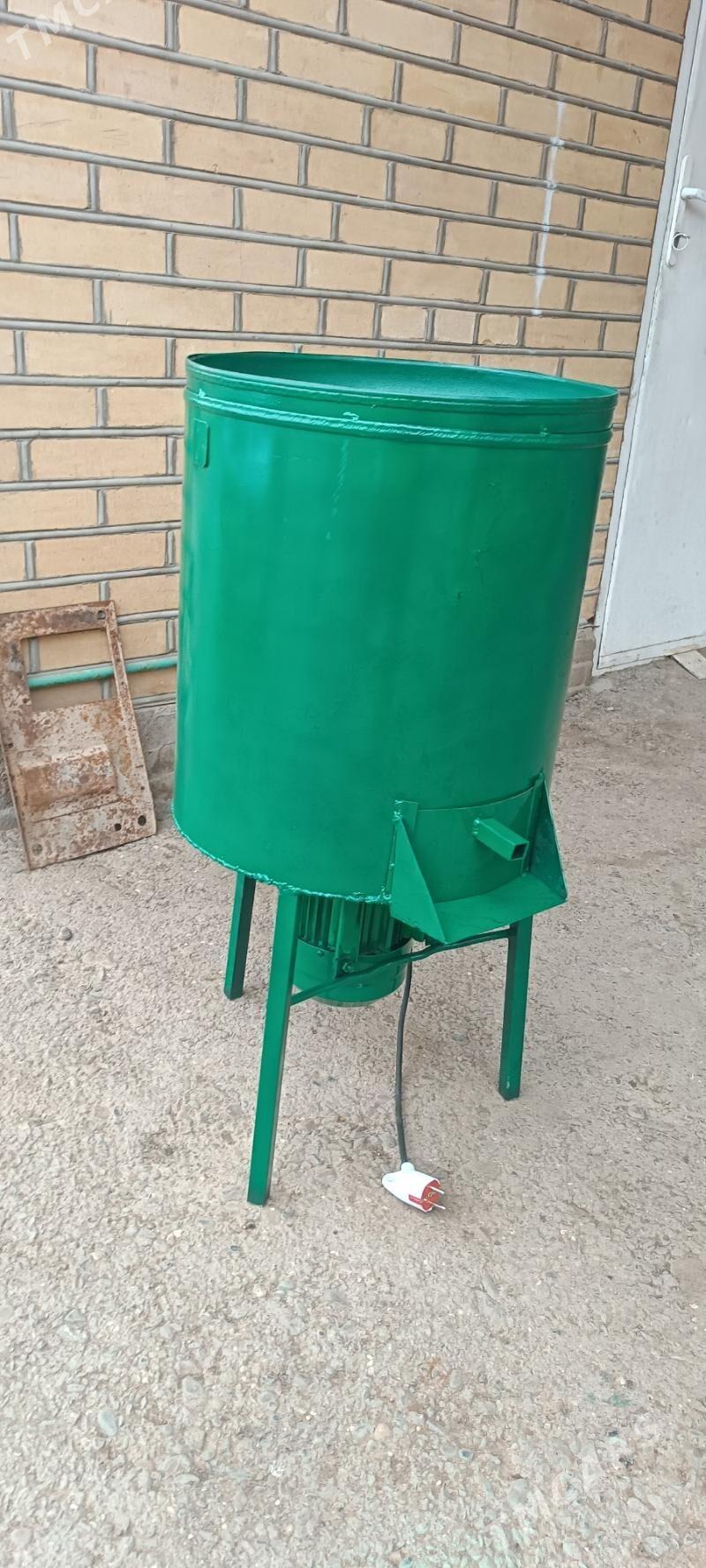 OT. UWEYAN. ОТ УВЕЙАН - Мургап - img 1