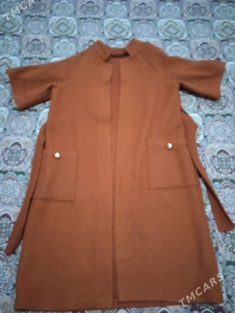 Kurtka we palto - Türkmenbaşy - img 1