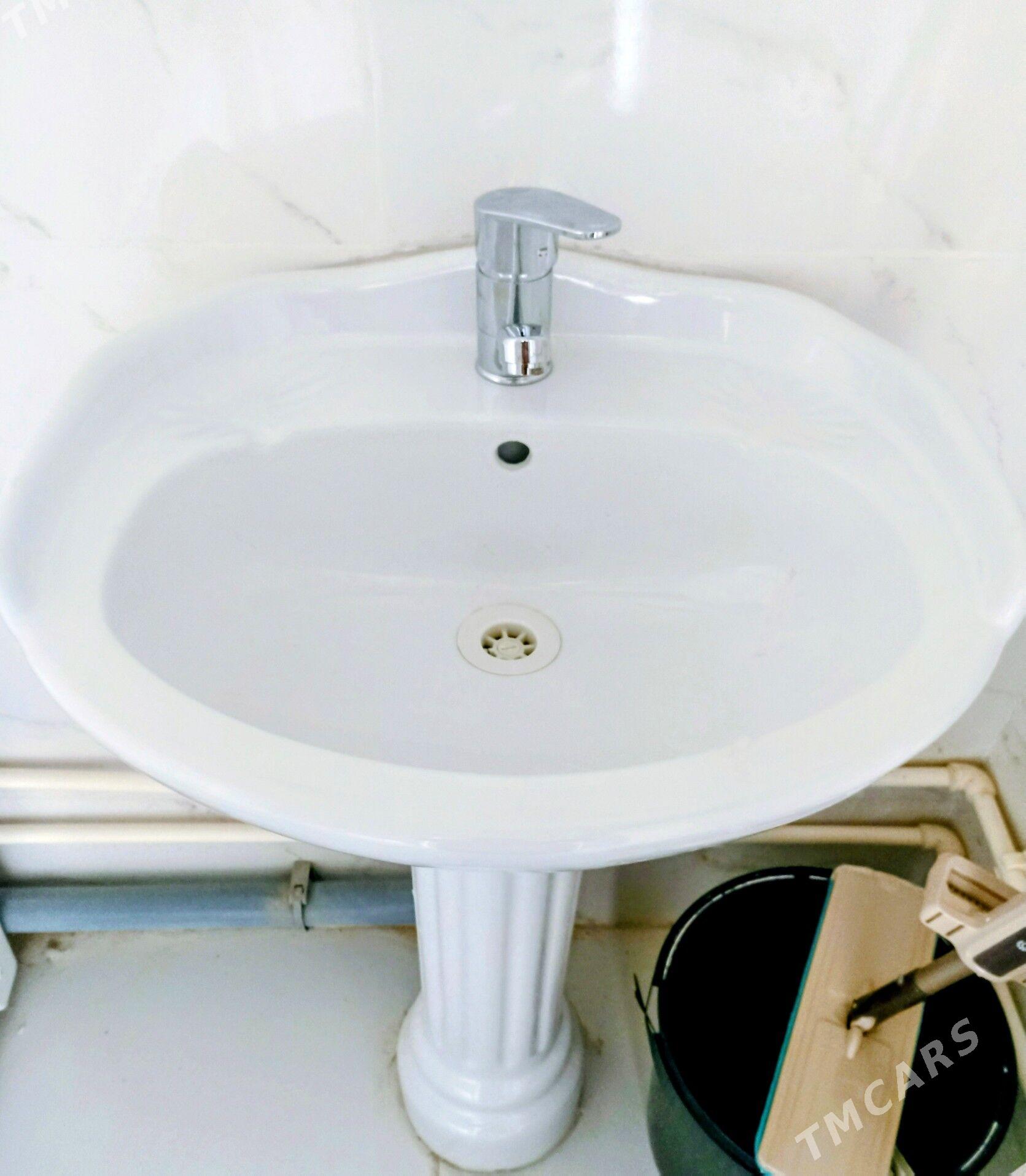 umuwalnik rakwinya - Büzmeýin GRES - img 1