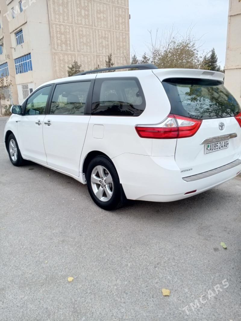 Toyota Sienna 2015 - 350 000 TMT - Aşgabat - img 1