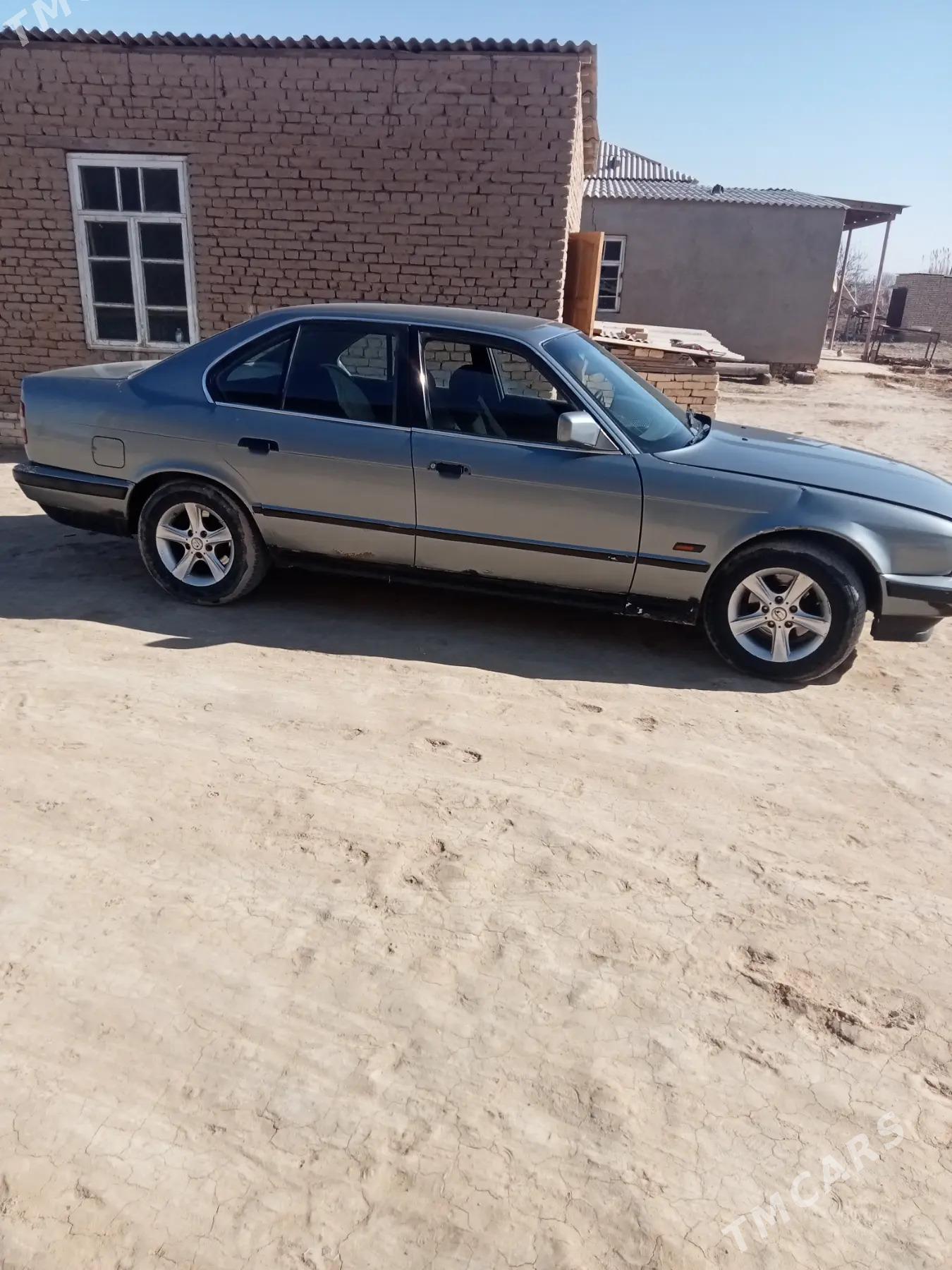 BMW 535 1992 - 20 000 TMT - Ýolöten - img 1