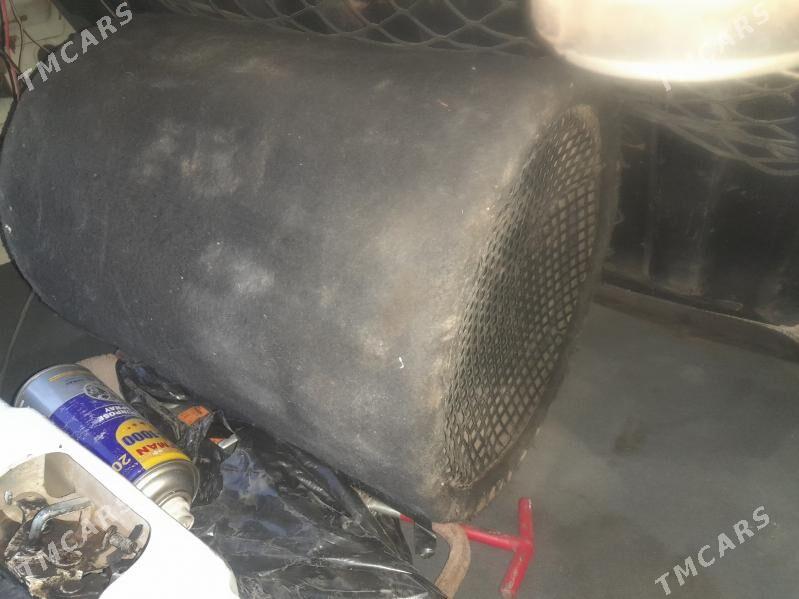 bas bocka - Дашогуз - img 1