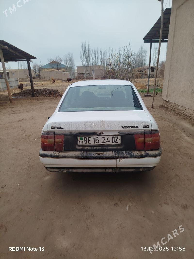 Opel Vectra 1988 - 30 000 TMT - Гурбансолтан Едже - img 1