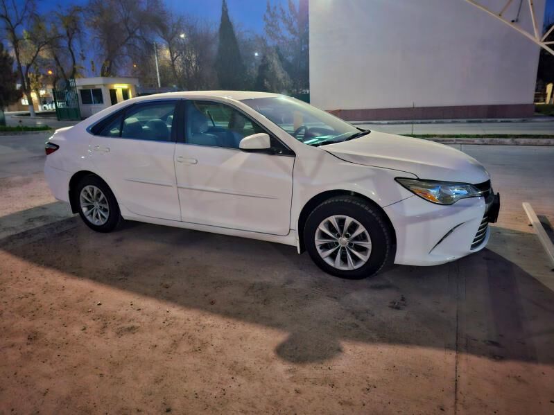 Toyota Camry 2017 - 250 000 TMT - Мары - img 1