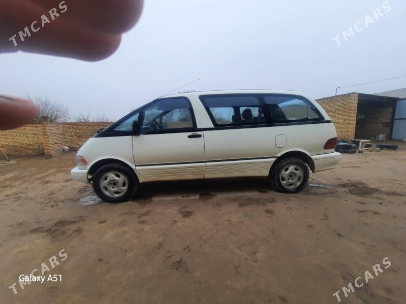 Toyota Previa 1993 - 75 000 TMT - Халач - img 1