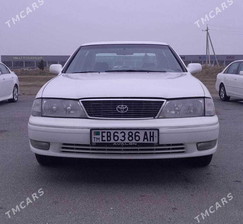 Toyota Avalon 1999 - 135 000 TMT - Мары - img 1