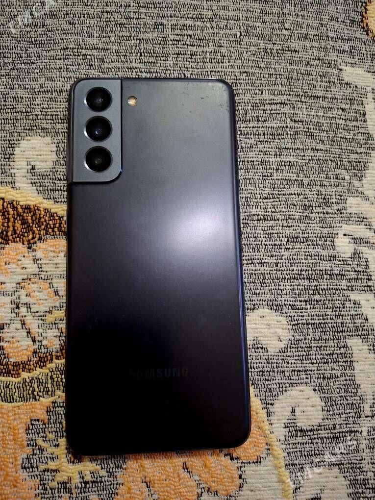 Galaxy S21 - 11 мкр - img 1