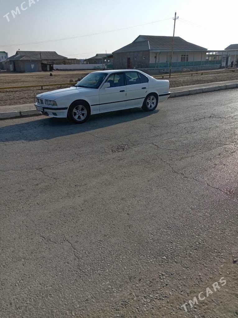 BMW 525 1992 - 50 000 TMT - Esenguly - img 1
