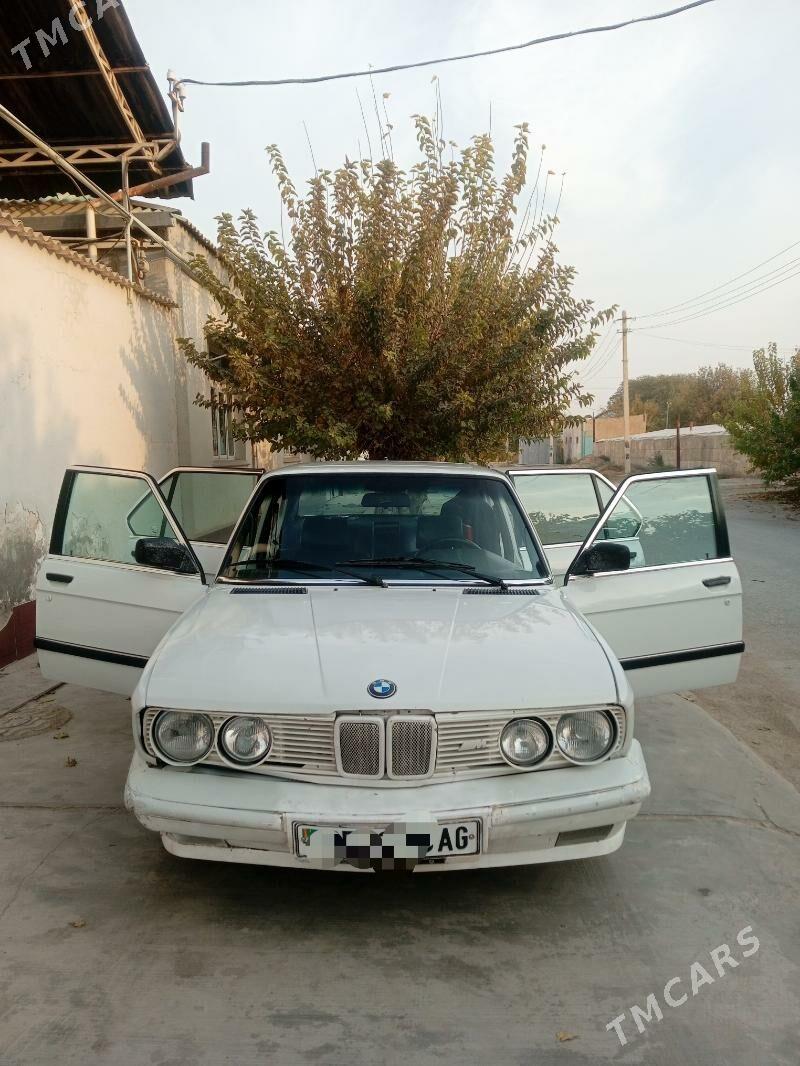 BMW 528 1985 - 22 000 TMT - Хитровка - img 1