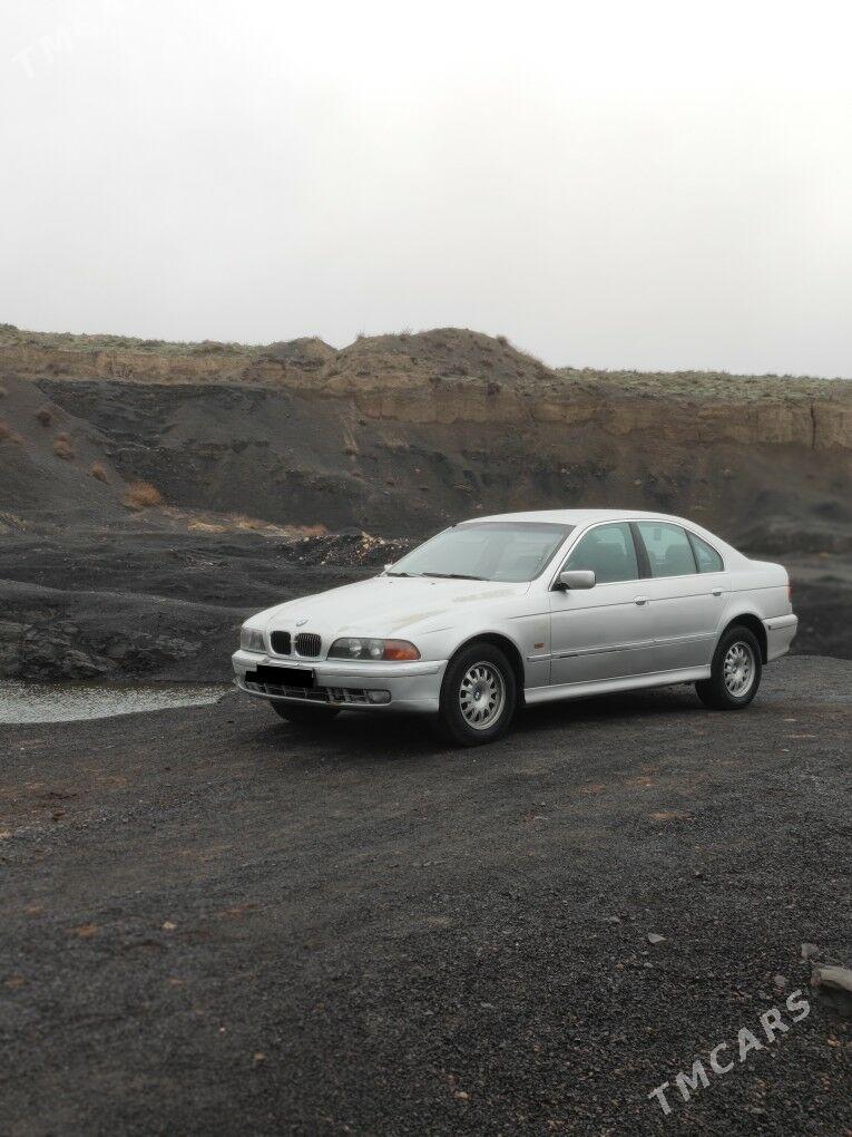 BMW 525 1996 - 70 000 TMT - Балканабат - img 1