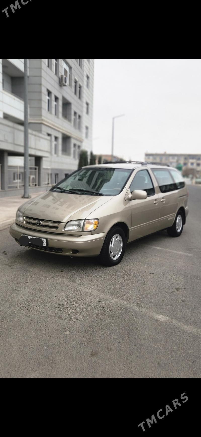 Toyota Sienna 2000 - 185 000 TMT - Мары - img 1