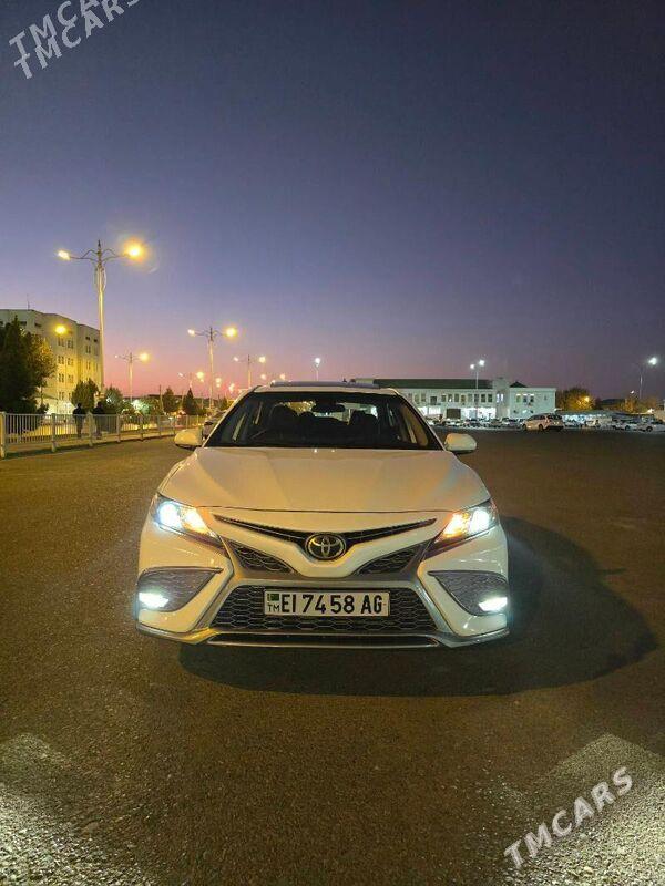 Toyota Camry 2021 - 285 000 TMT - Aşgabat - img 1