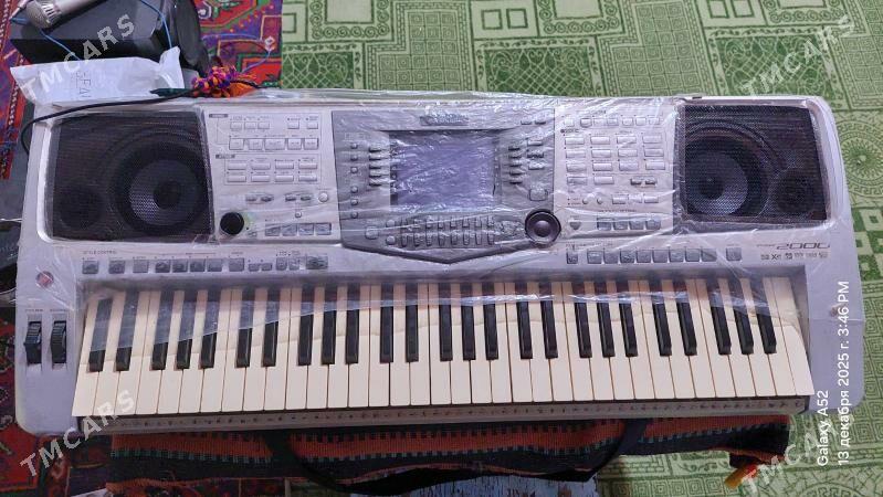 YAMAHA-PSR-2000 - Ёлётен - img 1