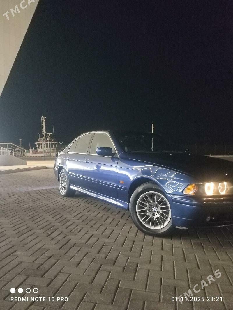BMW E39 2000 - 120 000 TMT - Туркменбаши - img 1