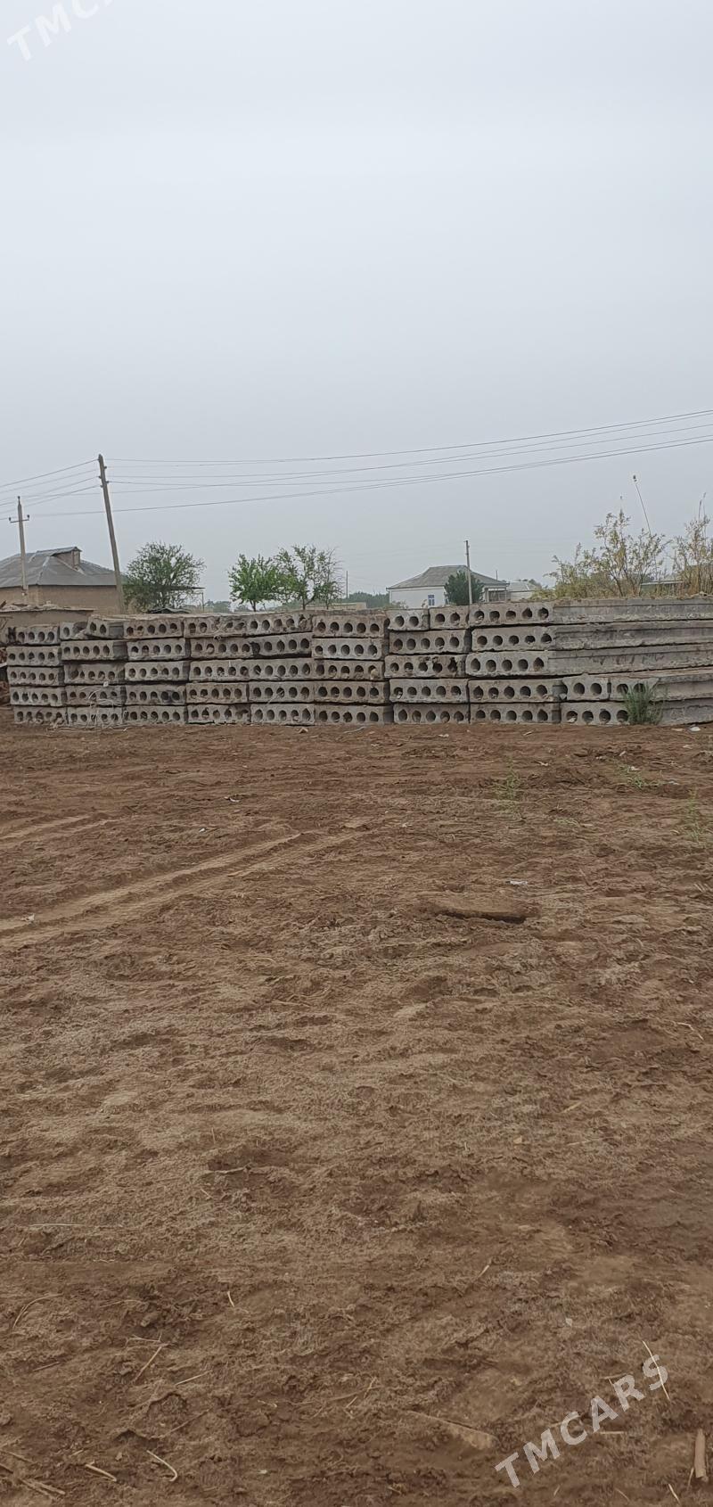 Beton plita - Ёлётен - img 1